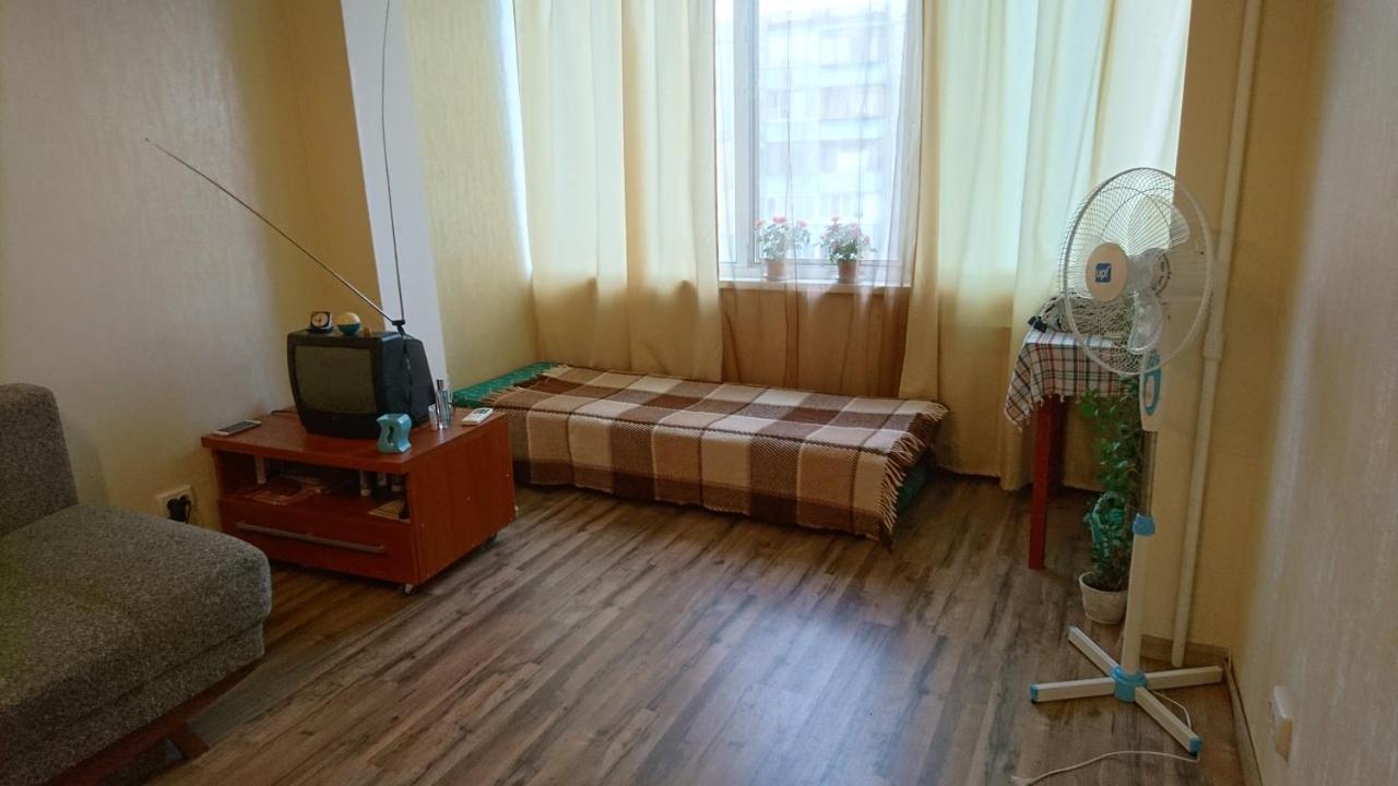 Comfortable Apartment On The River Bank Kiev Exterior foto